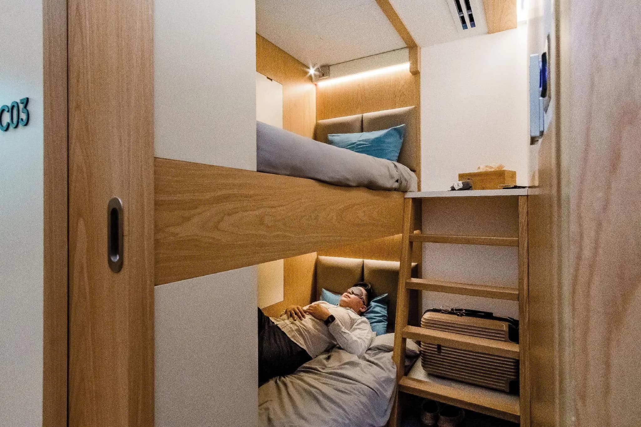 sleep 'n fly Sleep Lounge & Showers, NORTH Node - TRANSIT ONLY