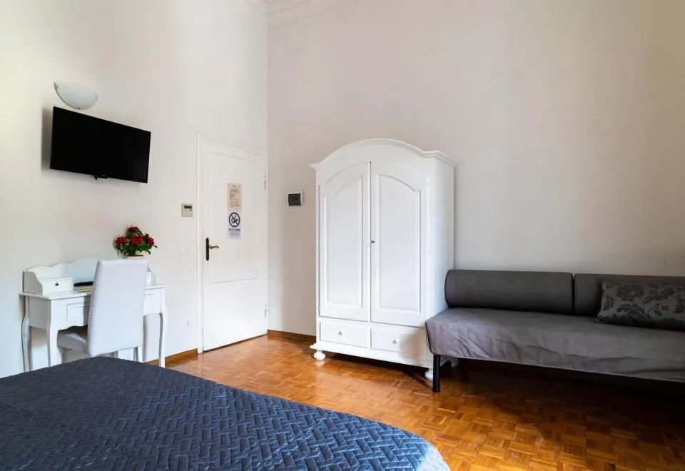 Live Florence Guest House