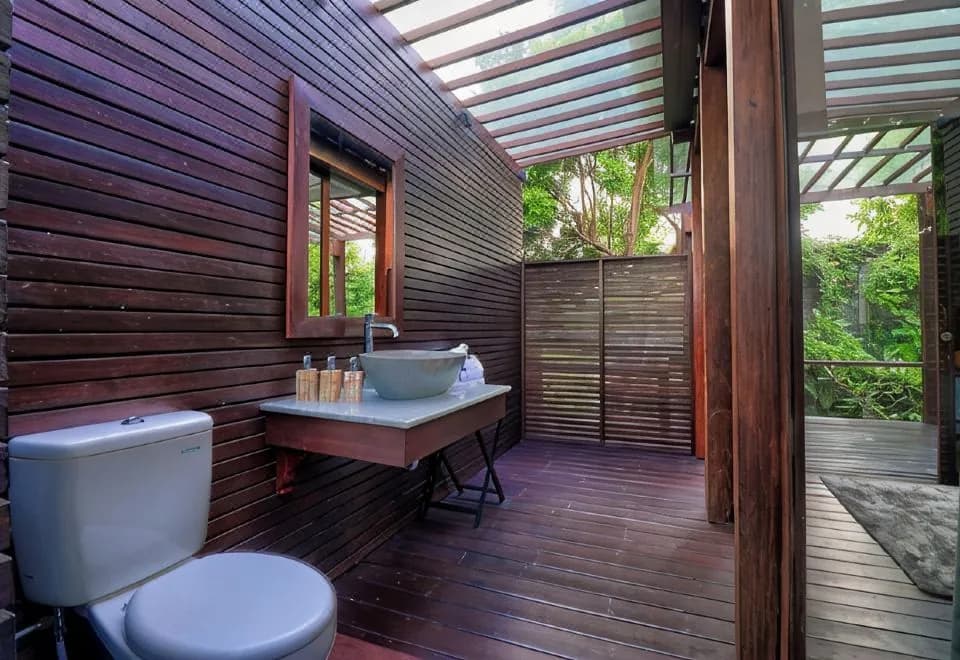 Villa Beach Axis