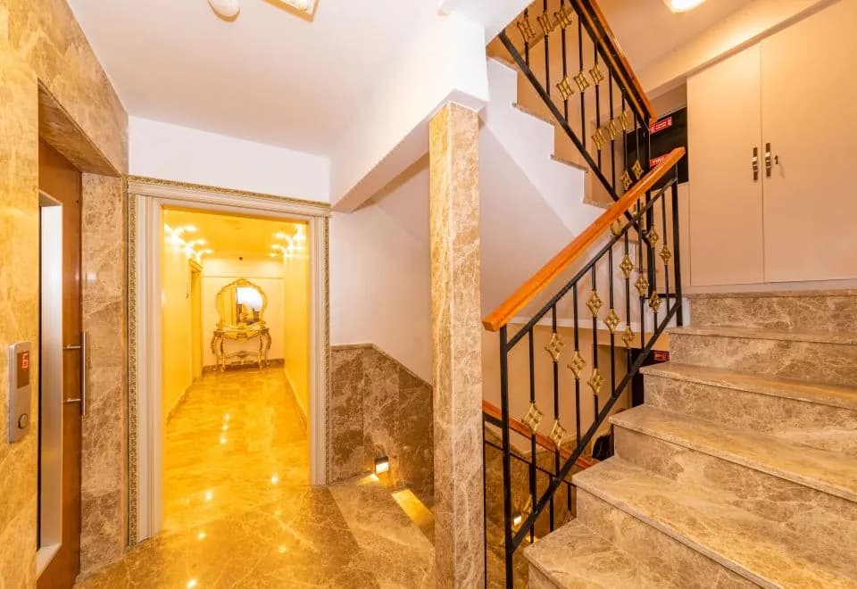 Czn Burak Hotel