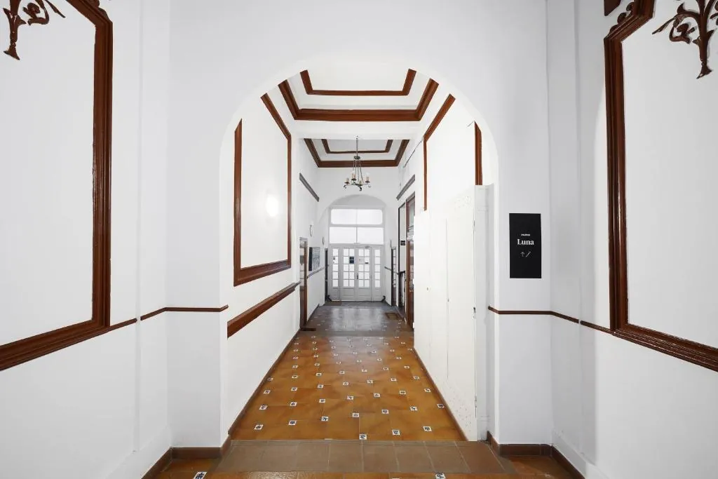 Numa I Luna Apartments