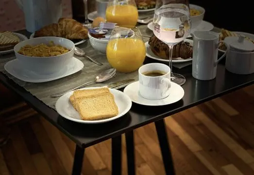 Step One | Luxury Suites right in the heart of Acropolis next to metro station