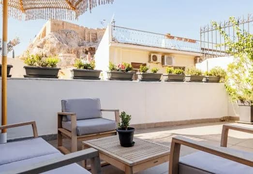 Step One | Luxury Suites right in the heart of Acropolis next to metro station