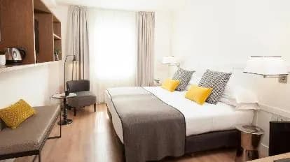 Gallery Hotel
