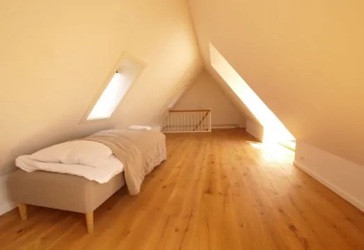 Rent a Place 5