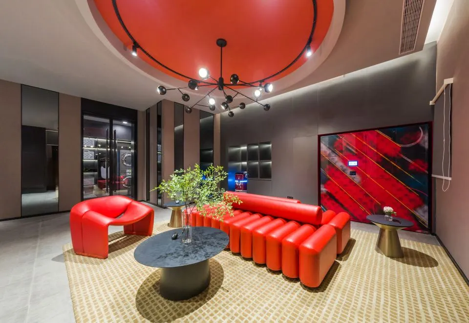 Ibis Hotel (Shanghai Expo Dongming Road)