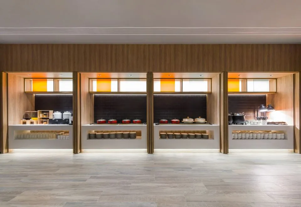 Ibis Hotel (Shanghai Expo Dongming Road)