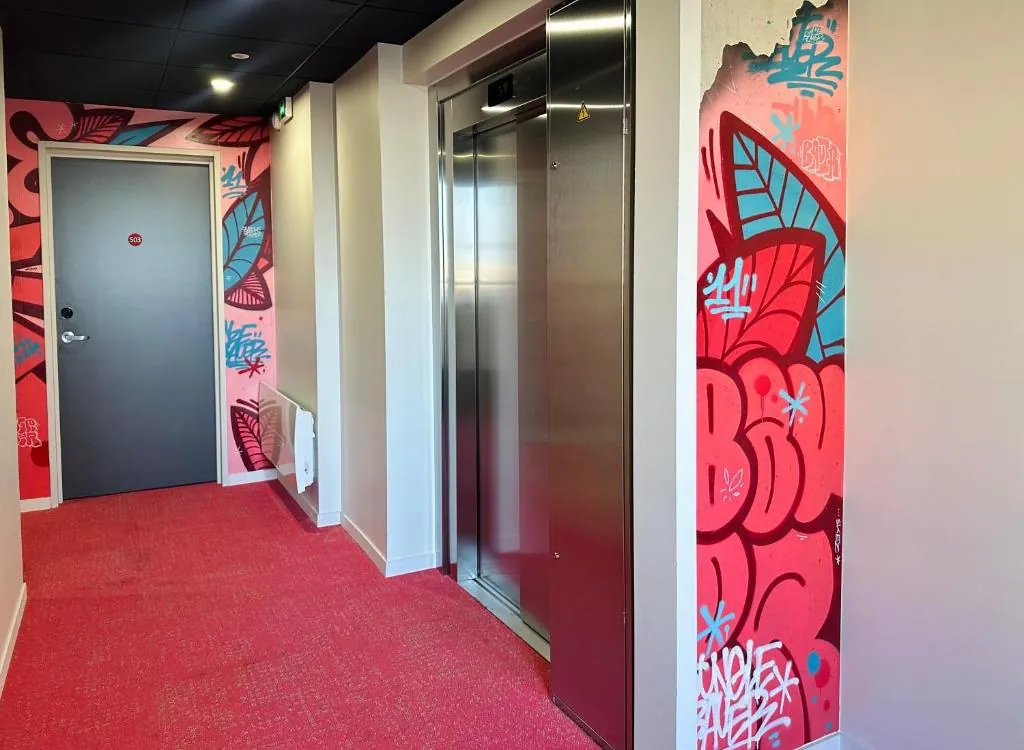 Best Western Hotel 11BAUER Paris St Ouen