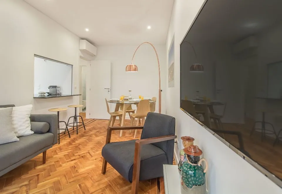 Marques de Pombal Metropolitan Flat