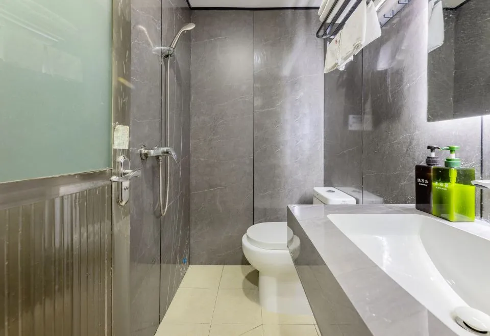 Xinhe Hotel