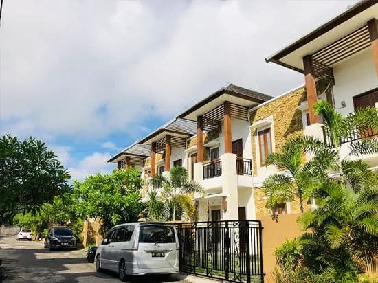 Royal Garden Villas