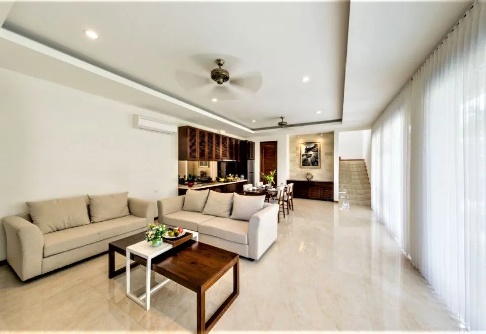 Royal Garden Villas
