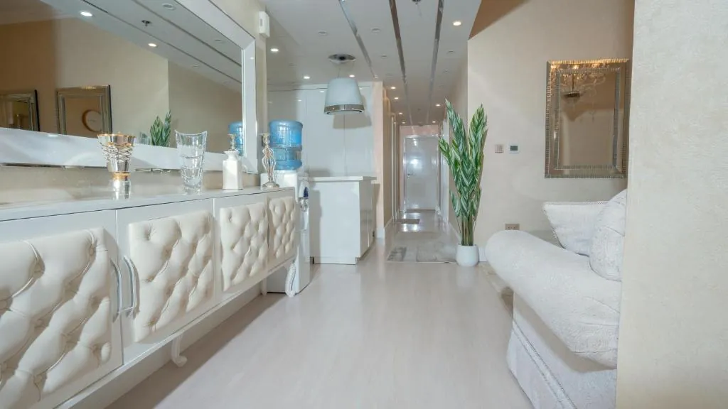 ROYAL BEACH RESIDENCES