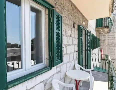 Apinelo Port Rooms