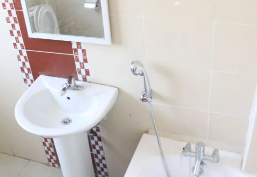 254 Airport Inn