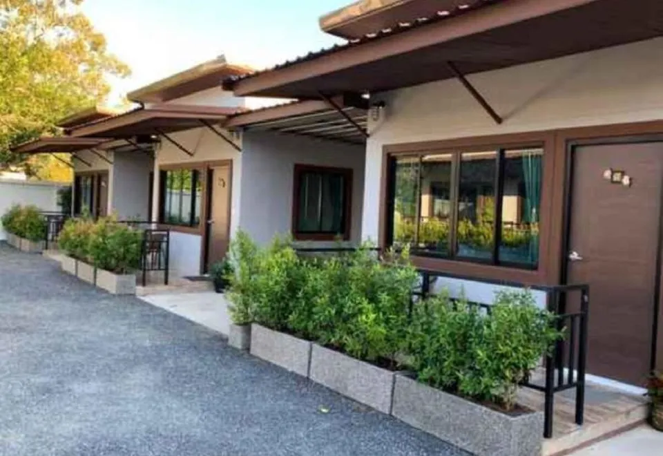 Thalang Resort