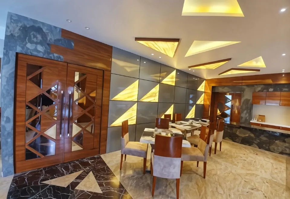 Hotel Indo Prime