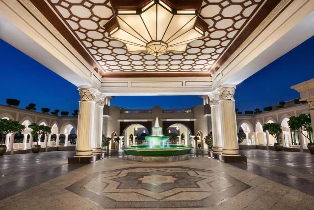 Shangri-La Hotel Apartments Qaryat Al Beri