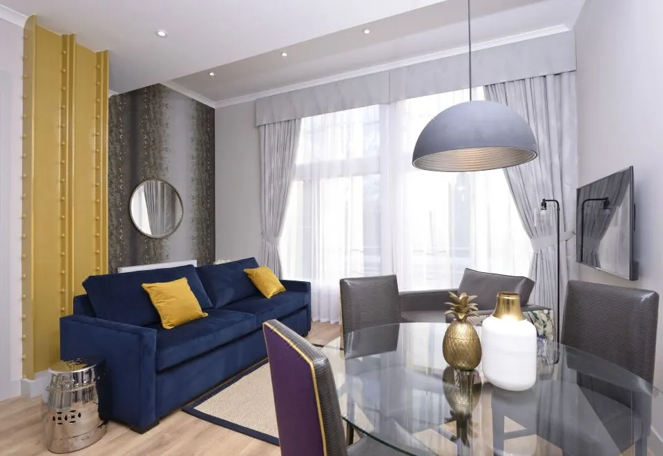 Destiny Scotland Charlotte SQ Apartments