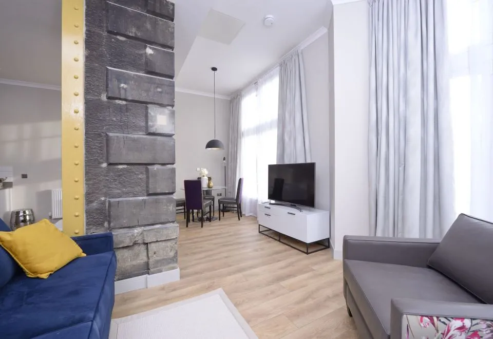 Destiny Scotland Charlotte SQ Apartments