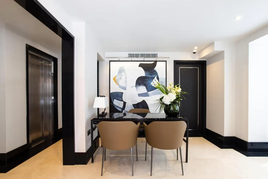 Basil Street Apartments