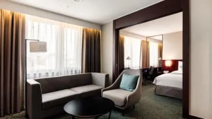 Sunshine Hotel