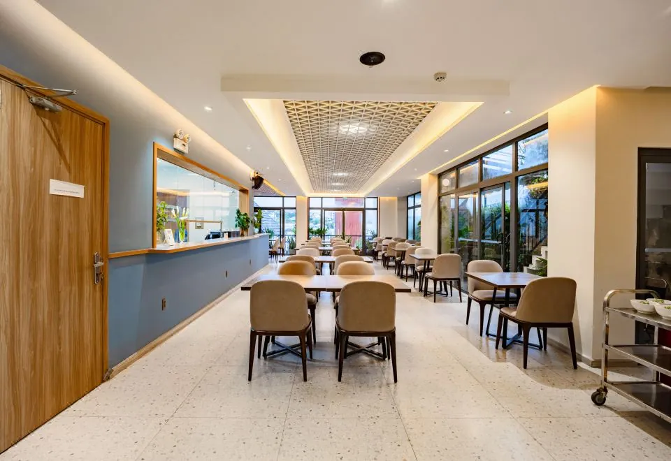 Canary Dalat Hotel