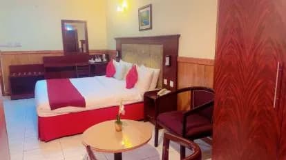 Grand Nova Hotel