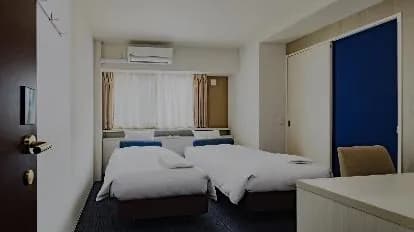 Shinsaibashi Crystal hotel