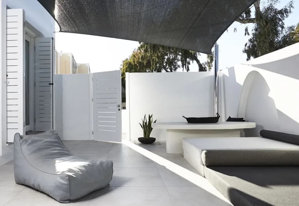 Le Blanc Nest