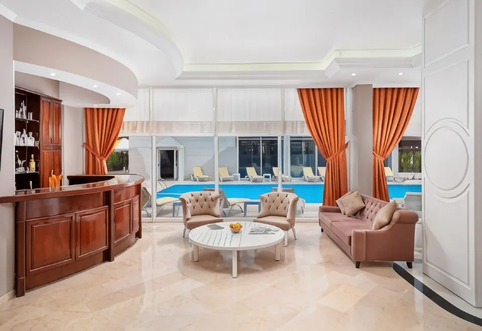 Golden Orange Hotel