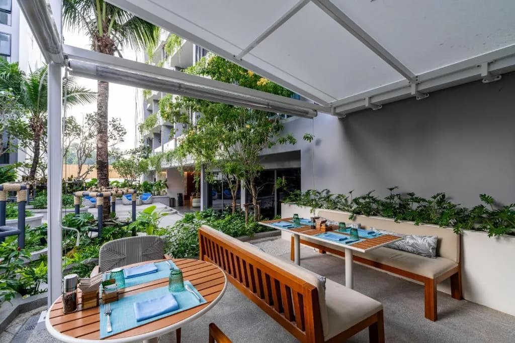 La Green Hotel & Residence