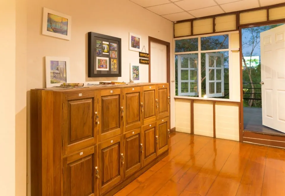Nty Hostel Near Suvarnabhumi Airport