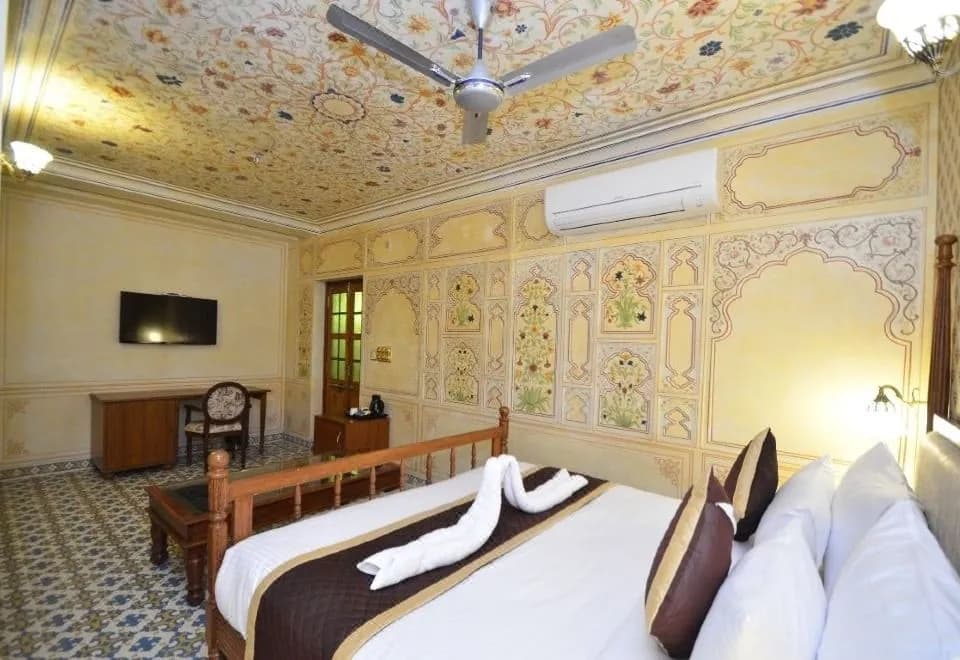 Nirbana Palace - A Heritage Hotel