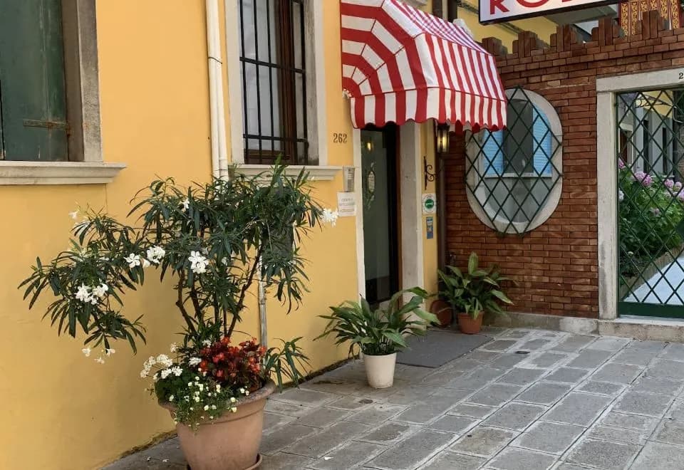 Hotel Rossi