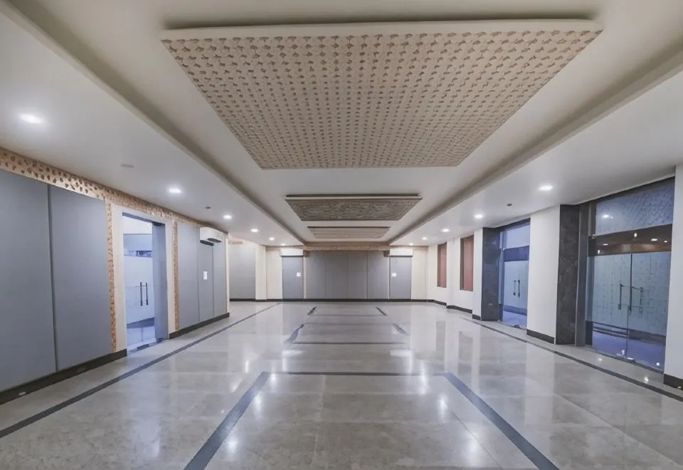 Hotel Sarvmangla Garden