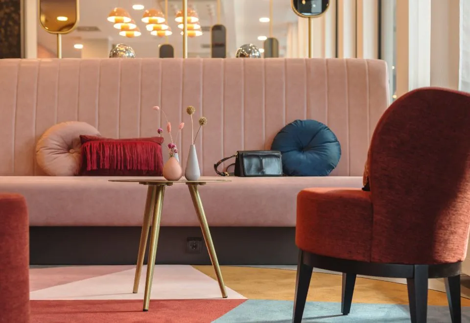 Holiday Inn - the niu, LOCO MUNICH NORTH by IHG