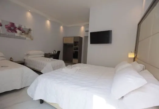Garibaldi Suite