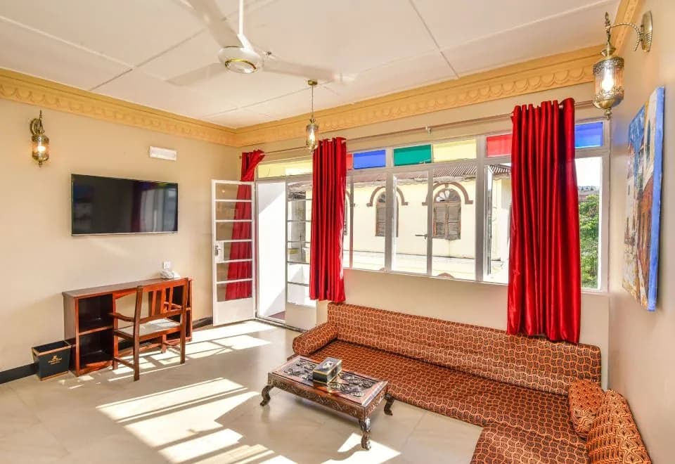 Freddie Mercury Apartments