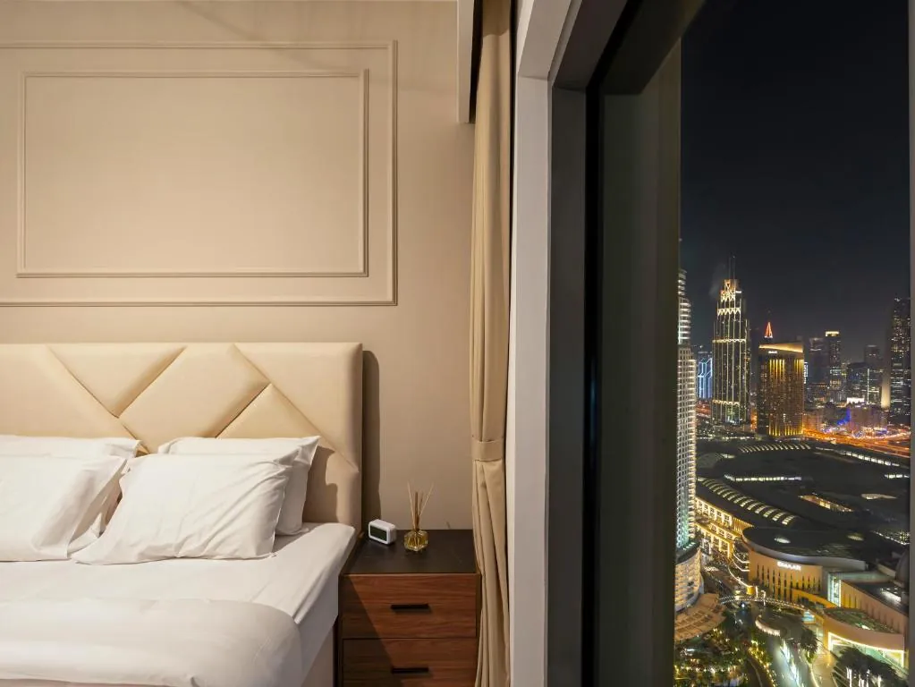 Luxury Burj Royale Burj Khalifa & Fountain Views