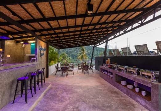 Splendid Sea View Resort