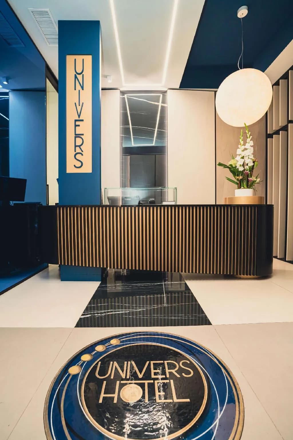 Hôtel Univers