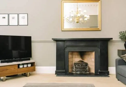 Palmerston Place Residence: Luxury City Centre Apt with Private Parking