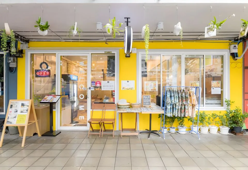 Lemon Siam Hostel