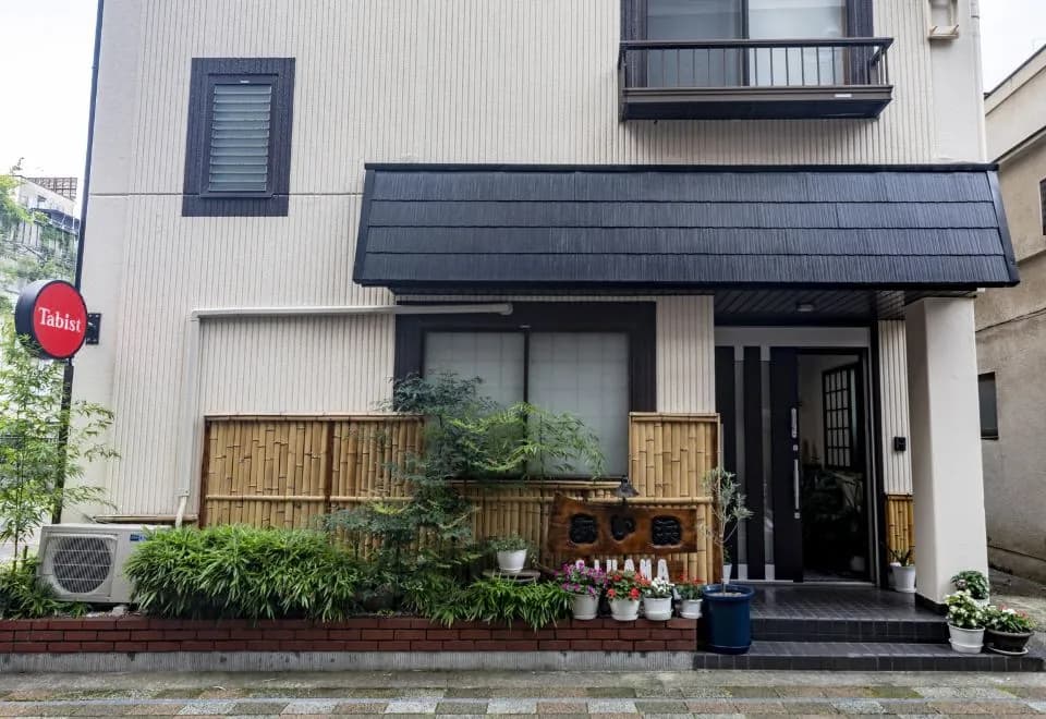OYO 44744 Guest House Aihama