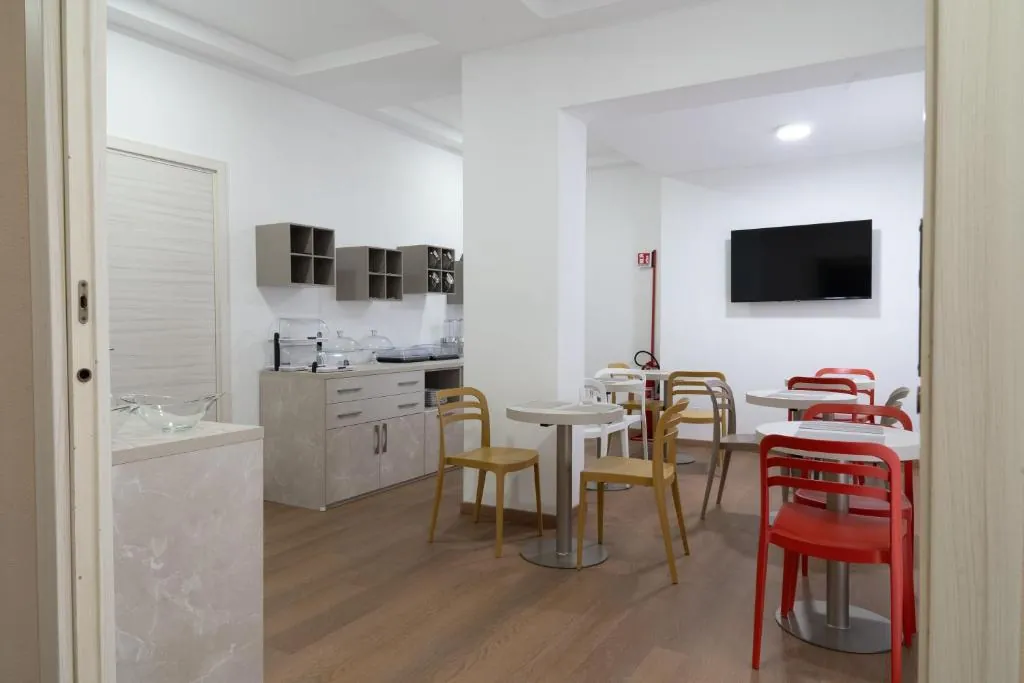 THE SUN HOTEL BOUTIQUE NAPOLI