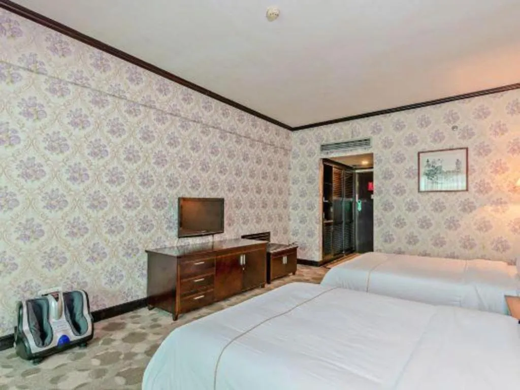 New Pearl River Hotel