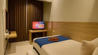 Cabin Hotel Sutomo