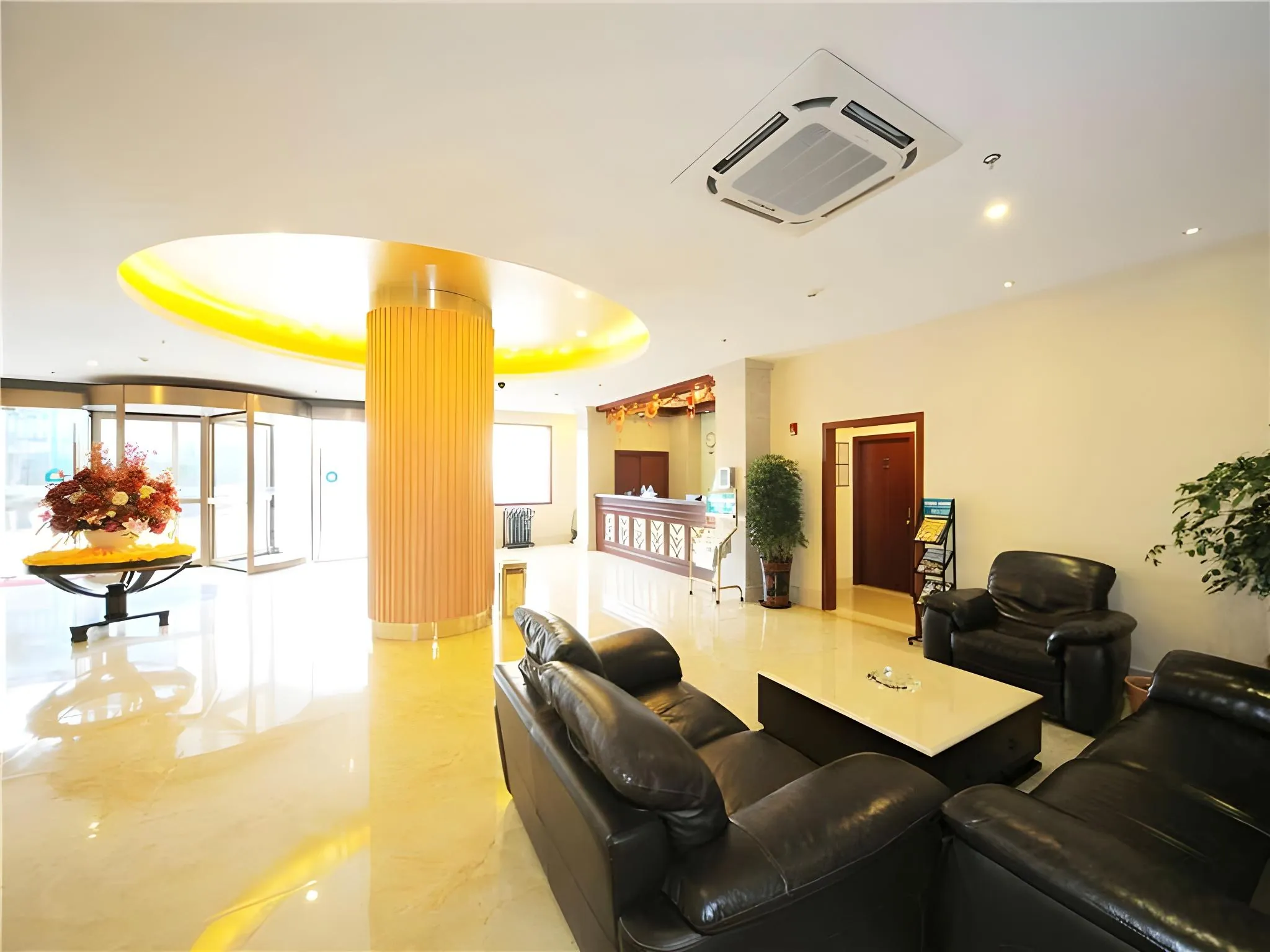 GreenTree Inn Shanghai West Huaxia Road Subway Station Hotel
