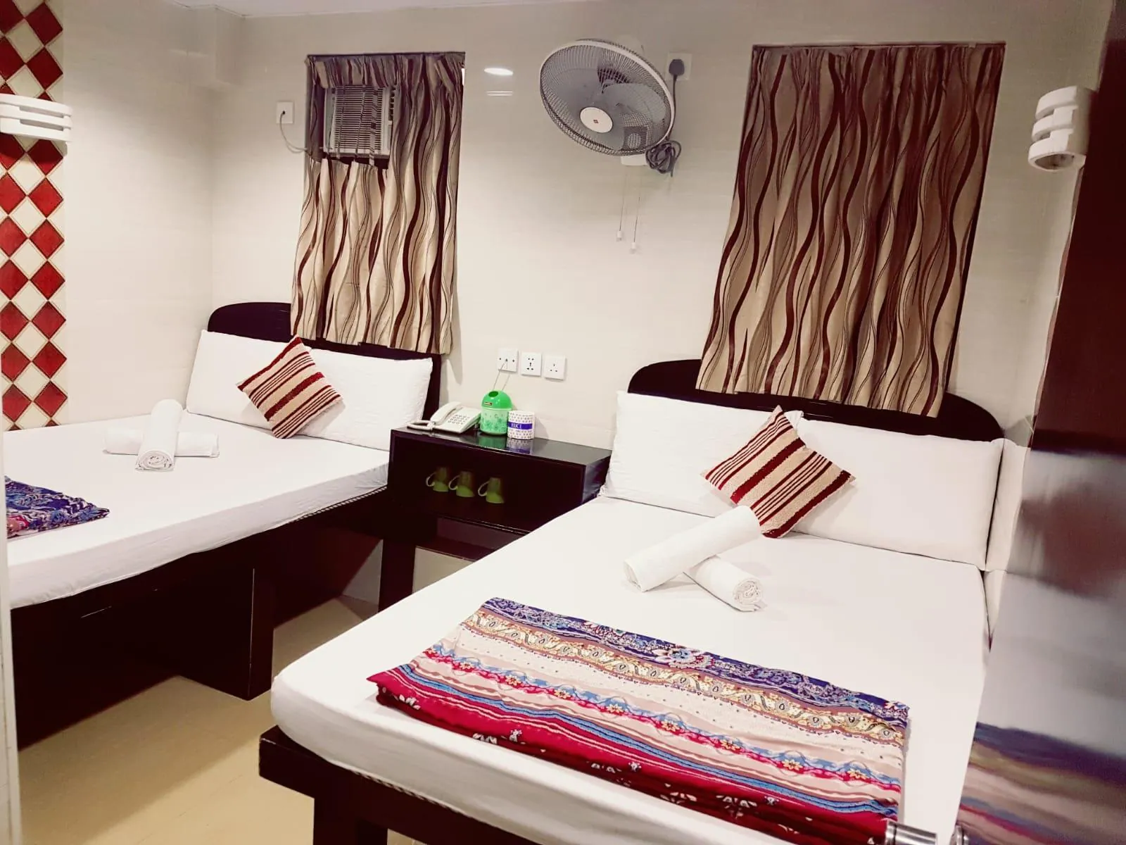 Skyline Hostel Hong Kong